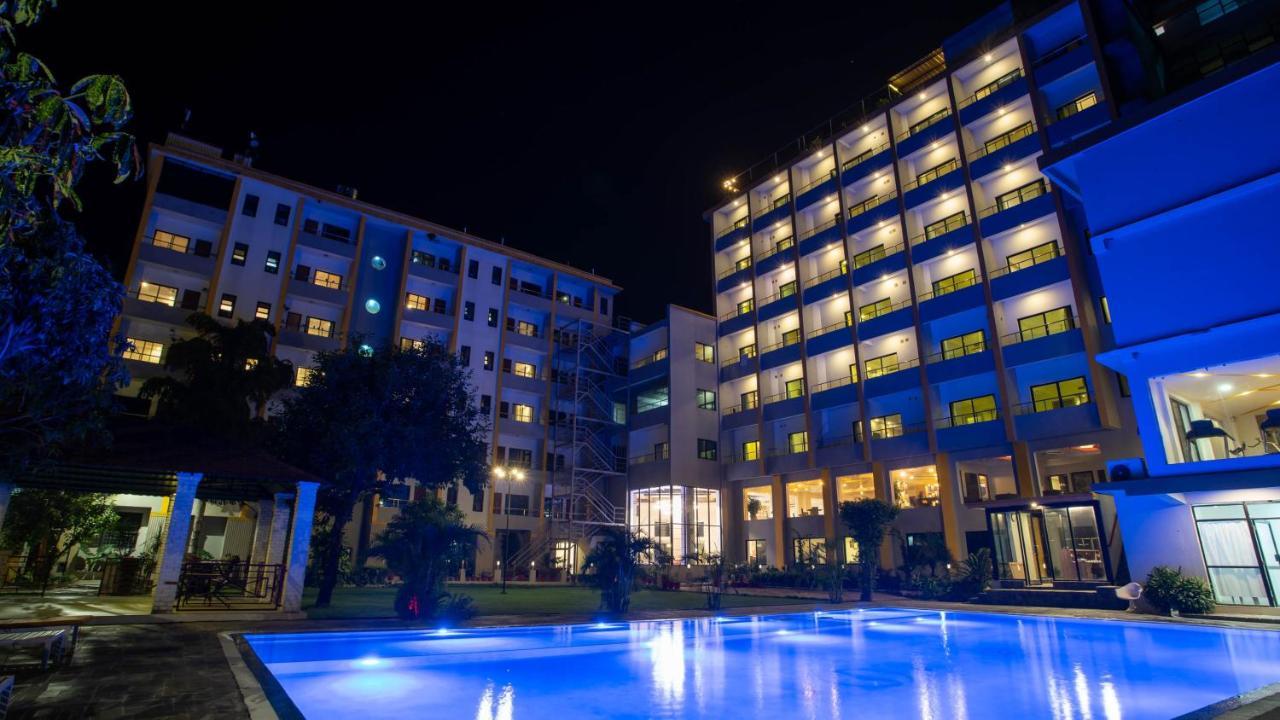 Hotel Siddhartha, Nepalgunj Zewnętrze zdjęcie