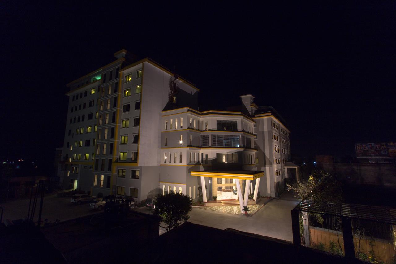 Hotel Siddhartha, Nepalgunj Zewnętrze zdjęcie