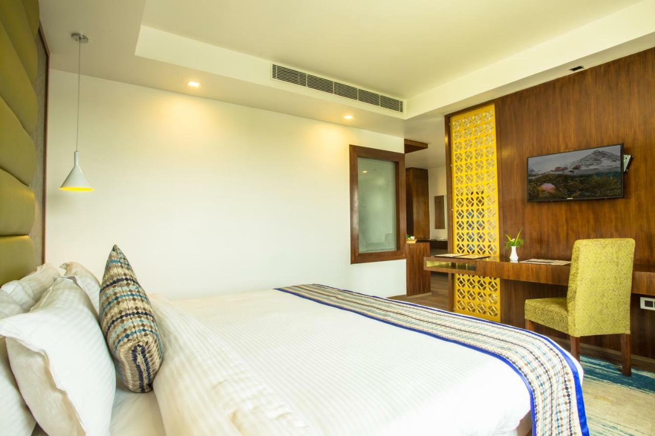 Hotel Siddhartha, Nepalgunj Zewnętrze zdjęcie